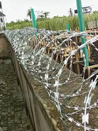 Razorwire Electric Fence Maintenance